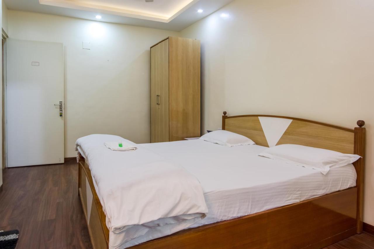 Apple Tree Apartments Koregaon Park Poona Buitenkant foto