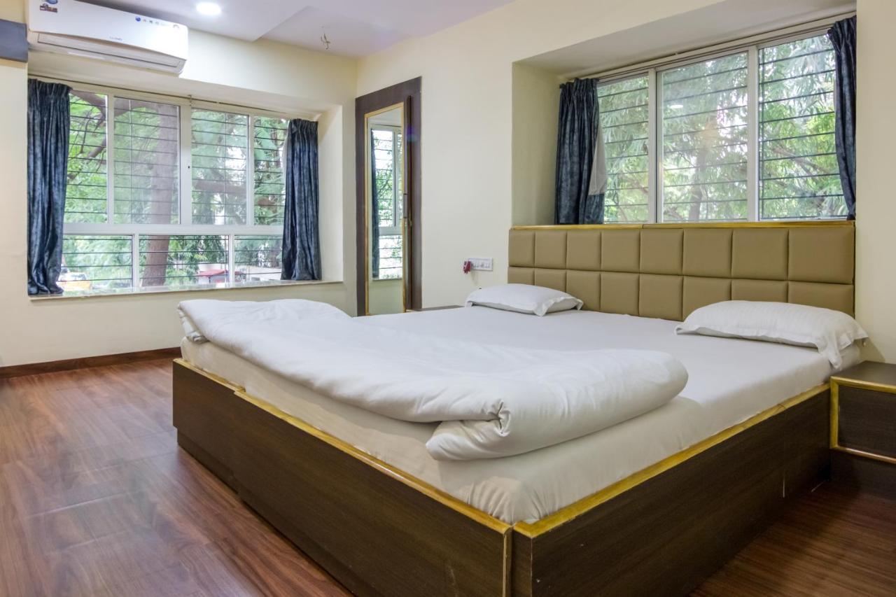 Apple Tree Apartments Koregaon Park Poona Buitenkant foto