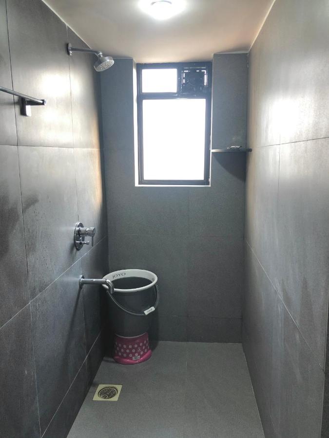 Apple Tree Apartments Koregaon Park Poona Buitenkant foto